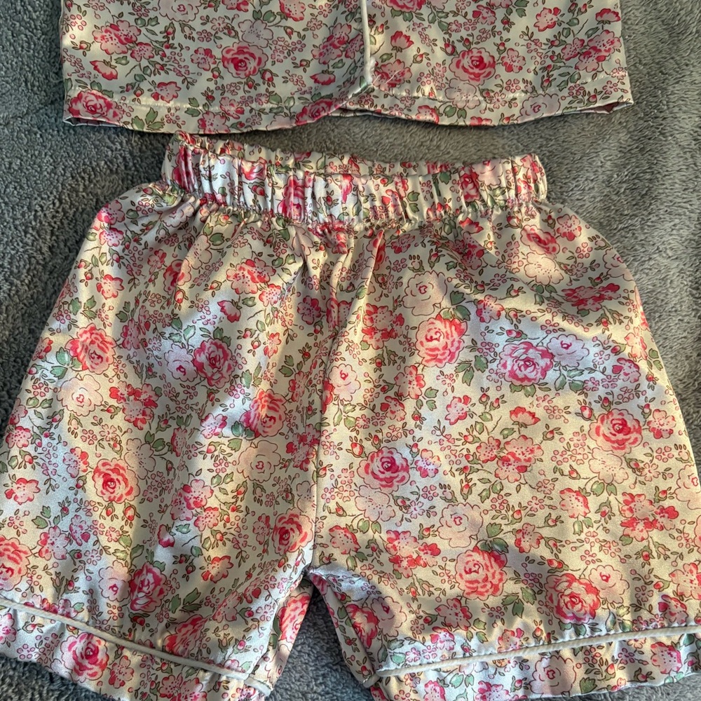 Toddler Girls Floral Pajama Set Unbranded Shirt Shorts  100% Polyester 2-3Y - Picture 2 of 6